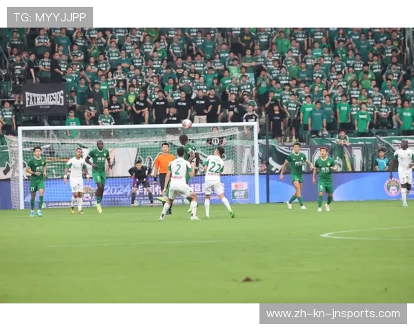 足球比赛中的球员对抗与技术博弈